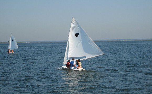 Mariner Sailing School