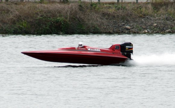 XR-2001 Racing Boat Gallery