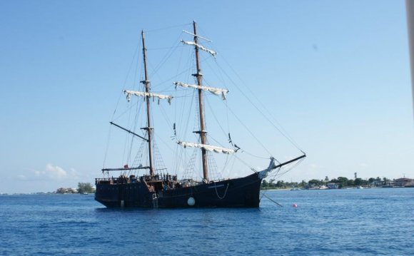 Sailing ship size