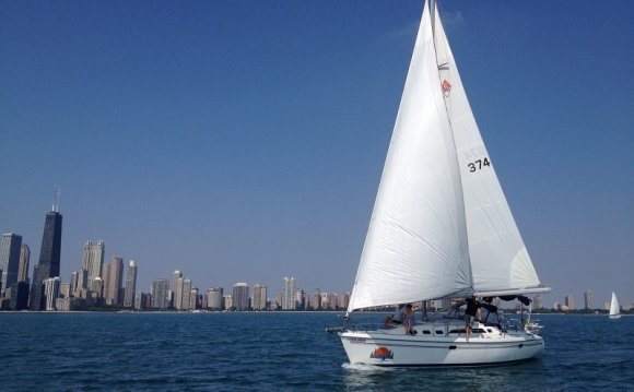 Chicago Sailboat Charters