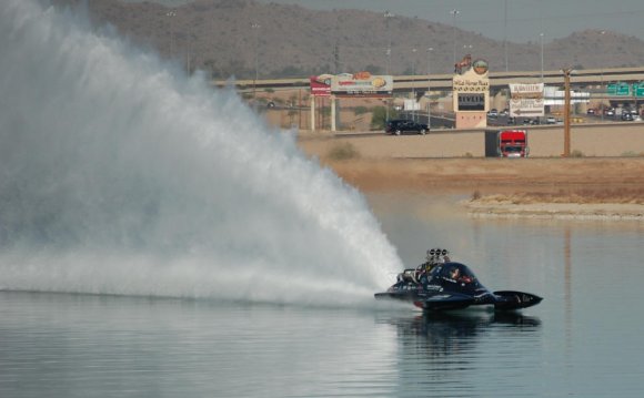 Drag Boat Racing