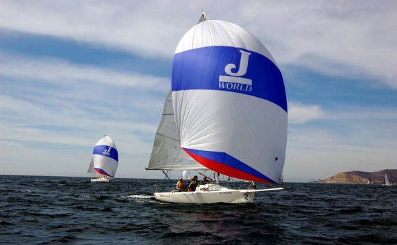 J World Sailing School