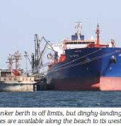Kurnell’s tanker berth is off limits, but dinghy-landing options can be obtained over the coastline to its west.