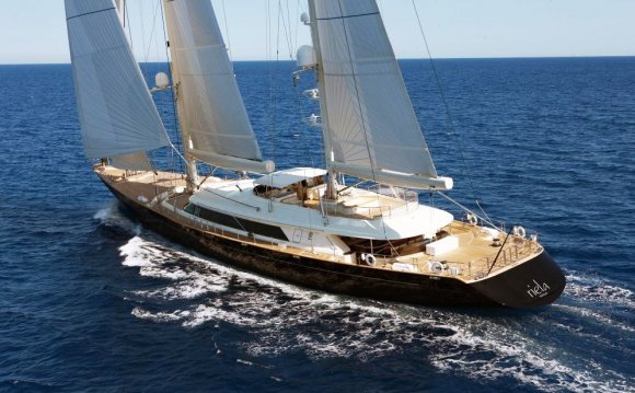 Luxury sailing Yachts