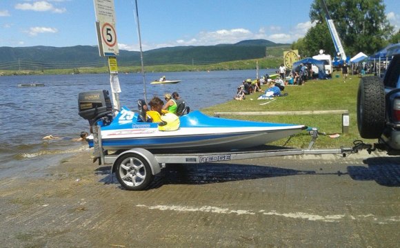 Mini Race boats