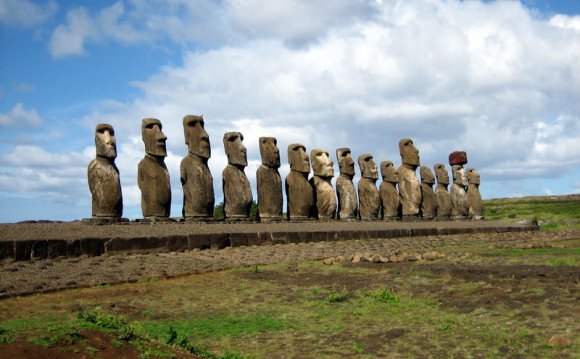 Sailing to Easter Island